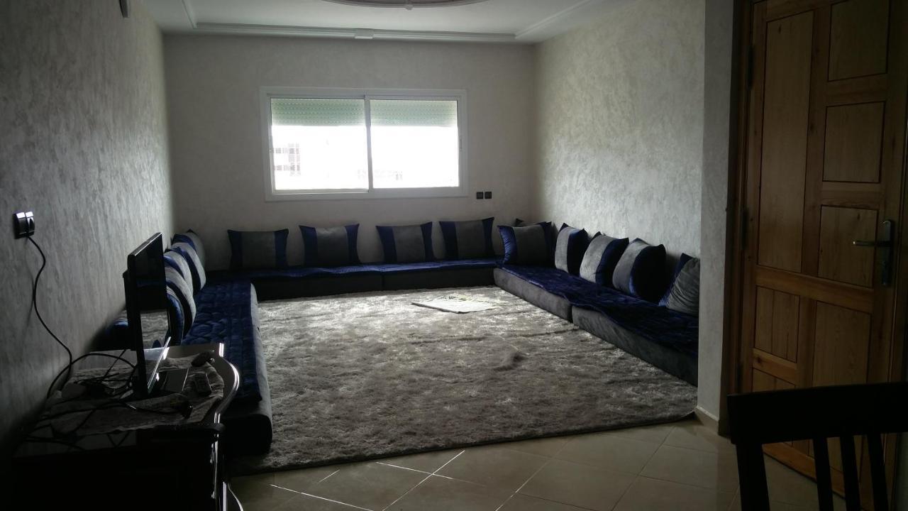 Logement Hotel Et Navette Gratuite Fez Buitenkant foto
