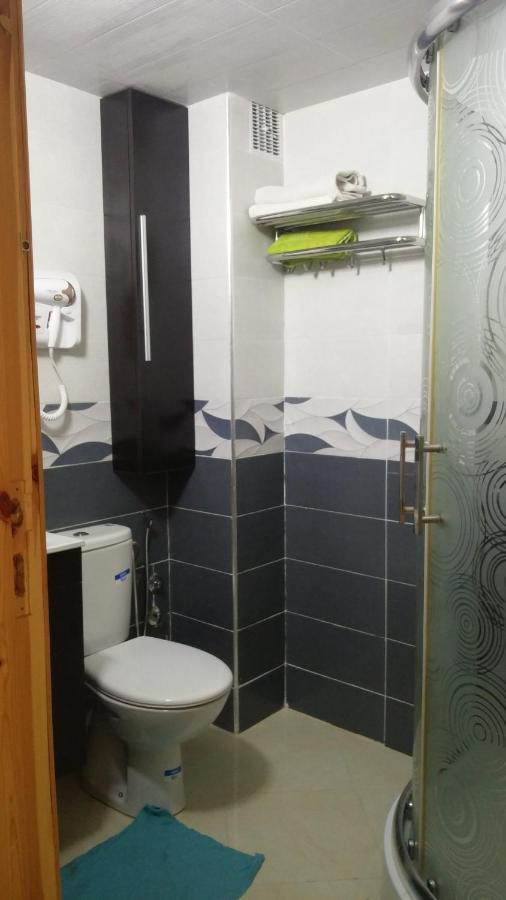 Logement Hotel Et Navette Gratuite Fez Buitenkant foto